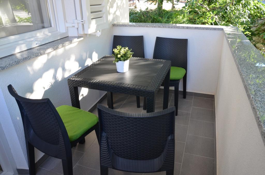Apartments Mango Baška Екстериор снимка